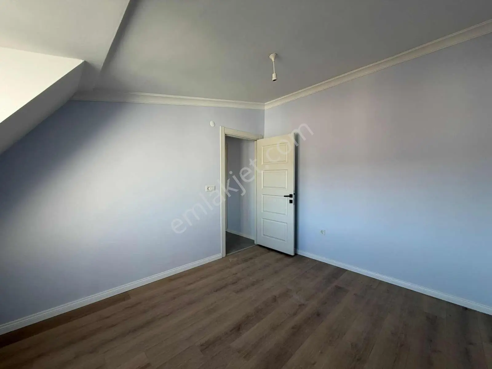 Arnavutköy 2+1 Türkiye Emlak Çatı Katı 93m² Satılık Daire — fotoğraf 2