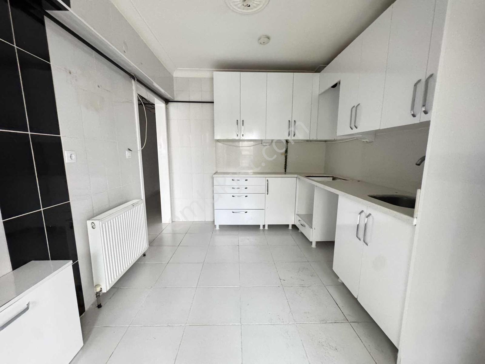 Şahin Grouptan Beşikkaya Mah. 3.5+1 Giyinme Odalı Asansörlü Lüxx — fotoğraf 3