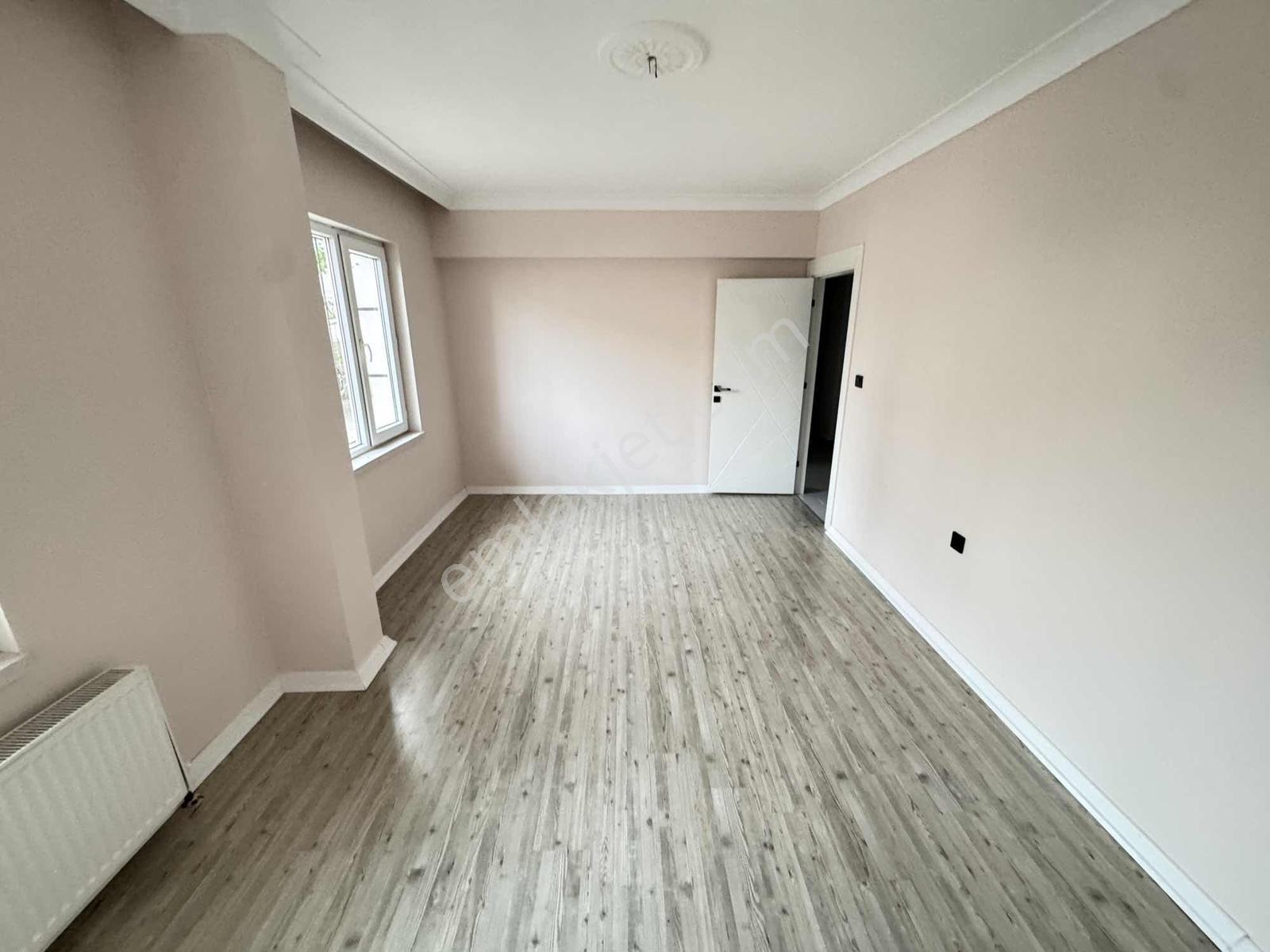 Şahin Grouptan Beşikkaya Mah. 3.5+1 Giyinme Odalı Asansörlü Lüxx — fotoğraf 13