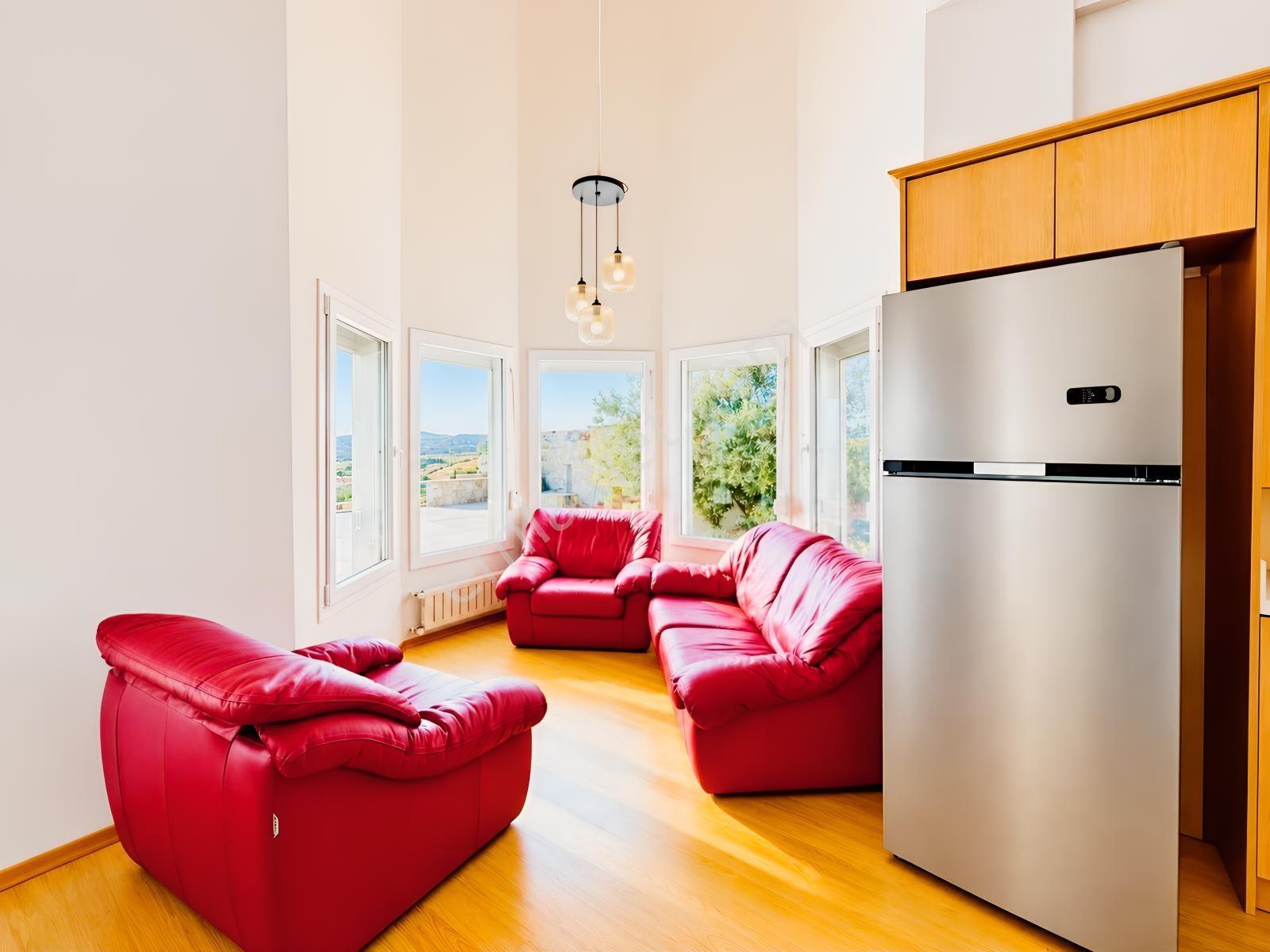 Foçaköy'de Muhteşem Deniz Manzaralı Geniş Arsalı 3+1 Villa — fotoğraf 15