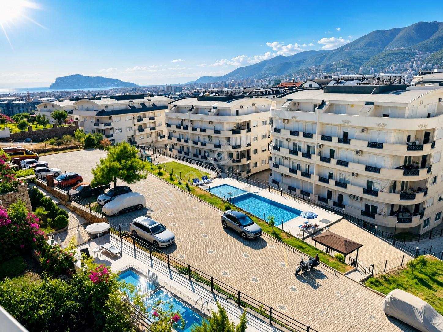 Alanya Oba Harika Konum Deniz Ve Kale Manzaralı Muhteşem 2+1 Satılık Daire