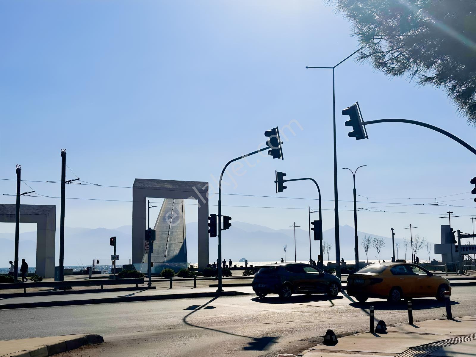 Karşıyaka Çamlık Sk Geniş 3+1 Daire Otopark Asansör Köşk Yanı — fotoğraf 23