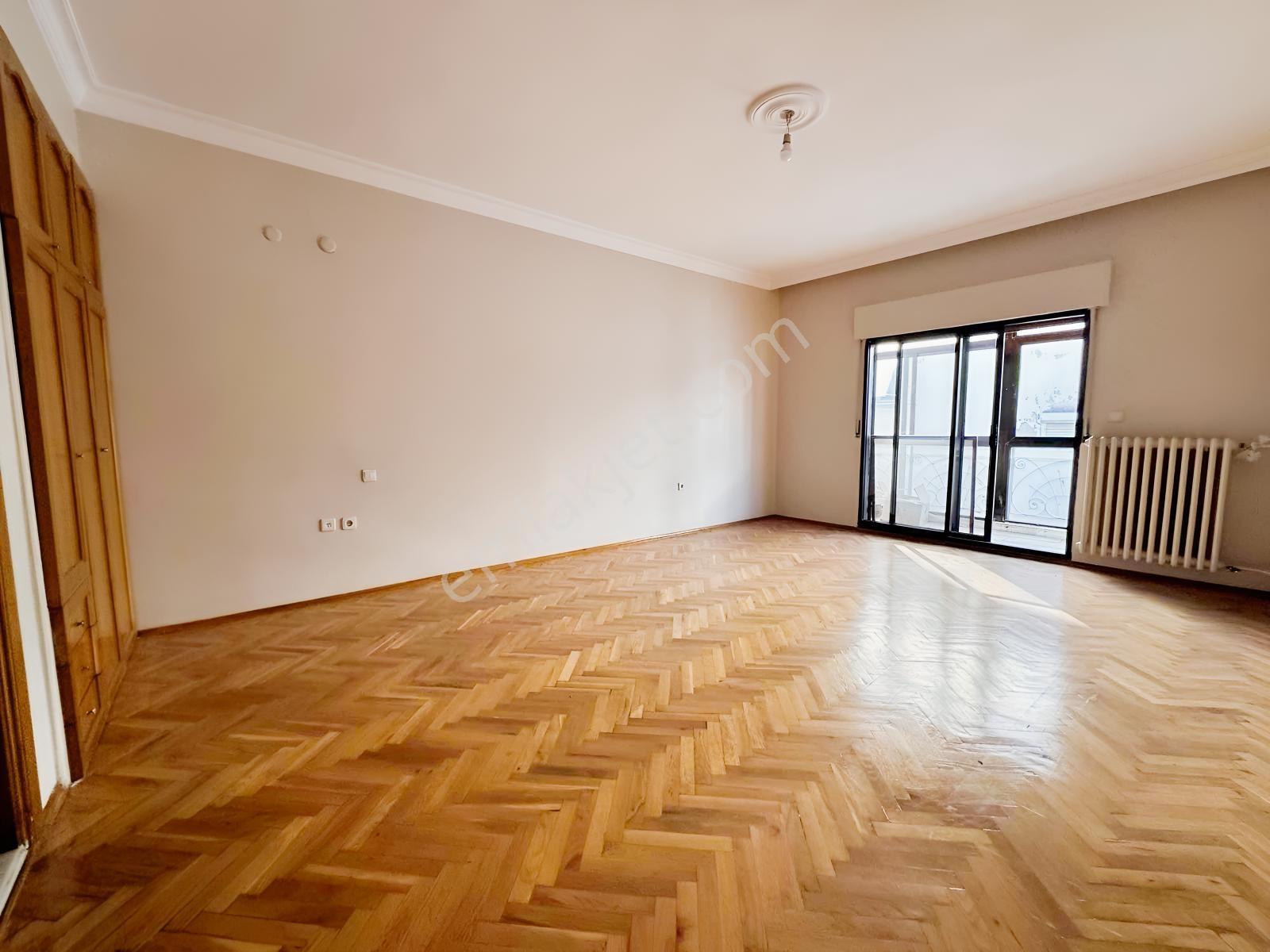 Karşıyaka Çamlık Sk Geniş 3+1 Daire Otopark Asansör Köşk Yanı — fotoğraf 27
