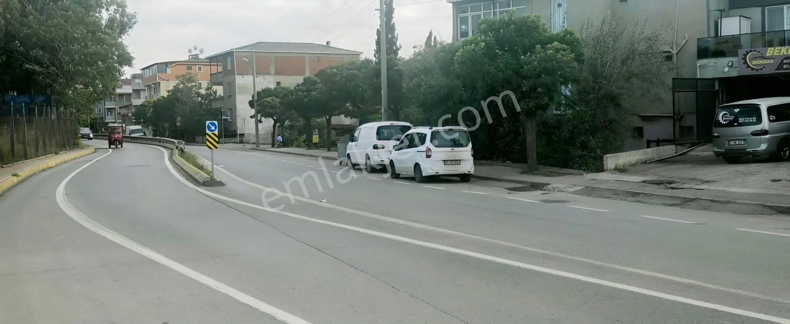 Turyap'Tan Cadde Üzeri Satılık Arsa (Daha Uygunu Yok)