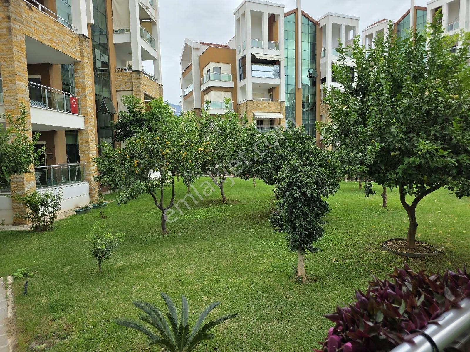 Oba Yüzbaşıoğlu Konaklarında 8+1 Eşyalı, Özel Bahçeli Daire — fotoğraf 34
