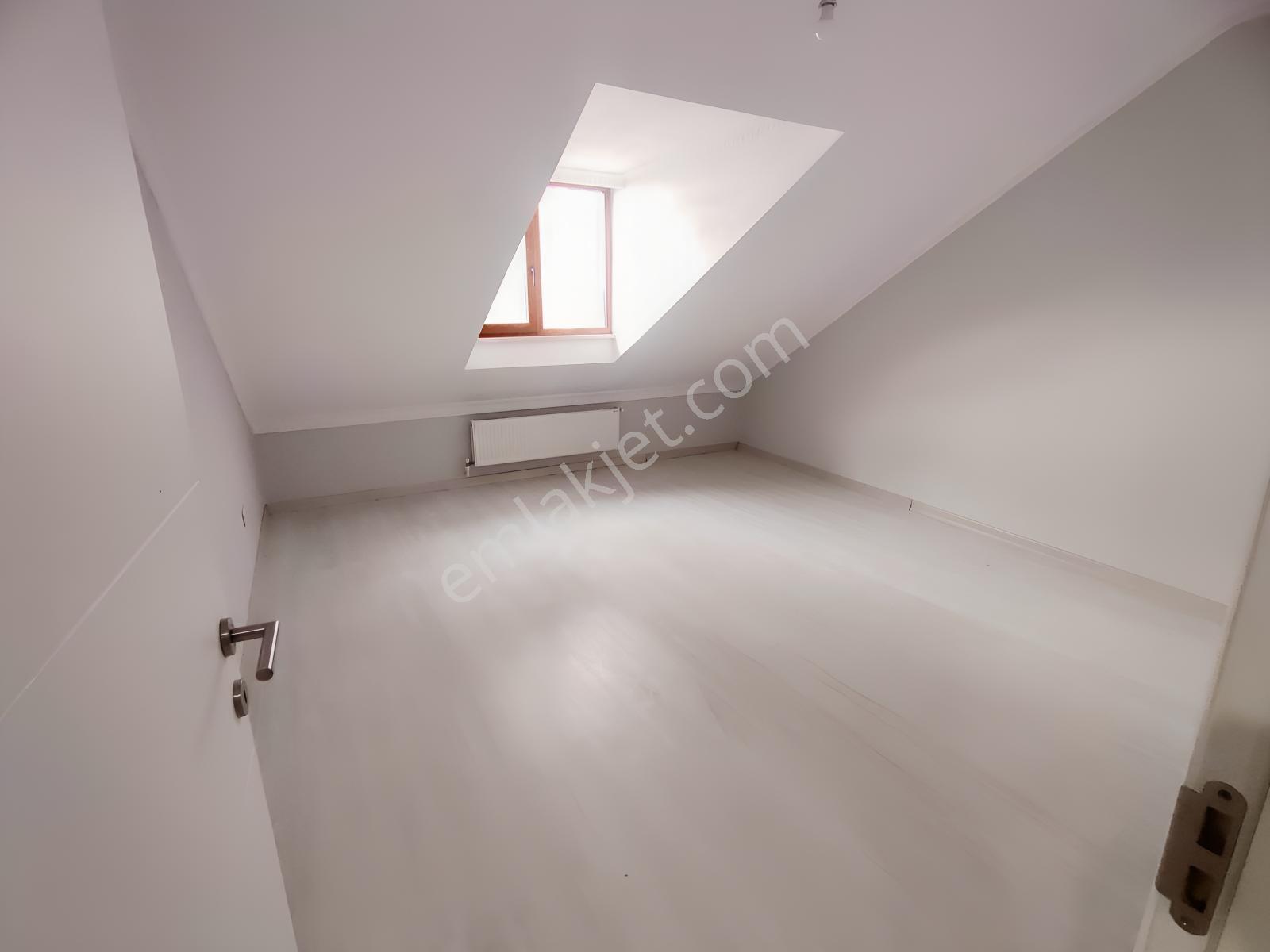 Otoparklı Asansörlü Manzaralı (2 Ayrı Daire Gibi) Dubleks 4+2 — fotoğraf 10