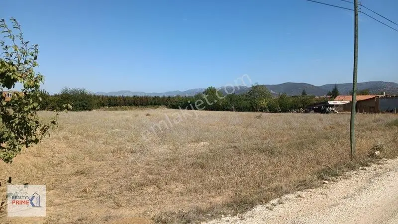 Korkuteli Yazır'da 1.521 M² Köyiçi Ev Yapılabilen Satılık Tarla — fotoğraf 4