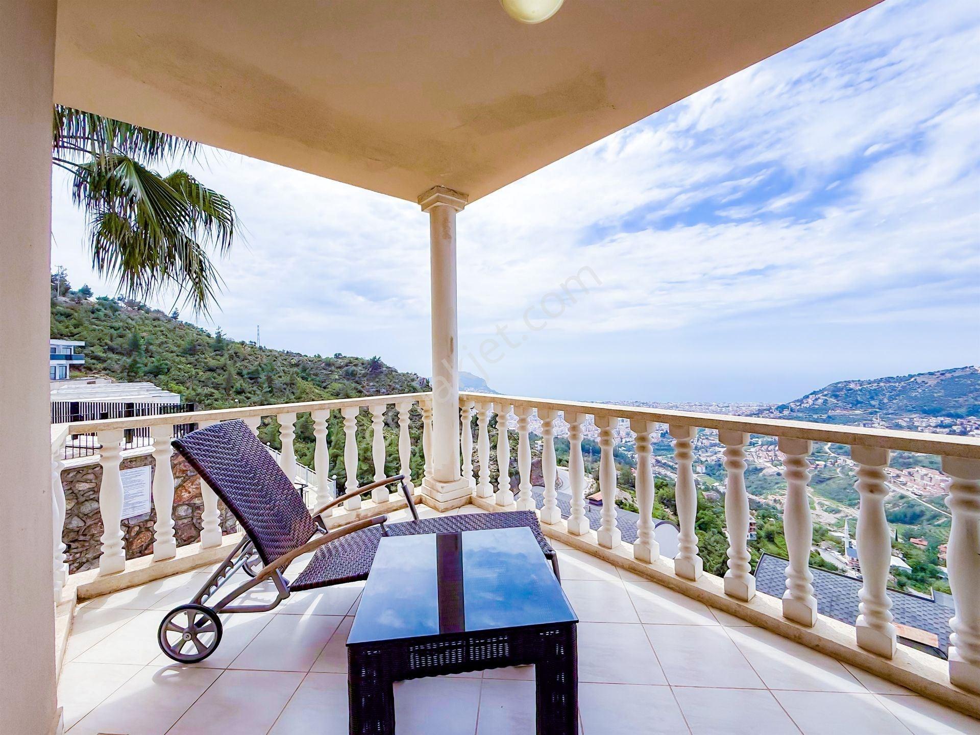 Alanya Bektaş 4+1 Ful Deniz Ve Kale Manzaralı Satılık Muhteşem Penthouse — fotoğraf 3