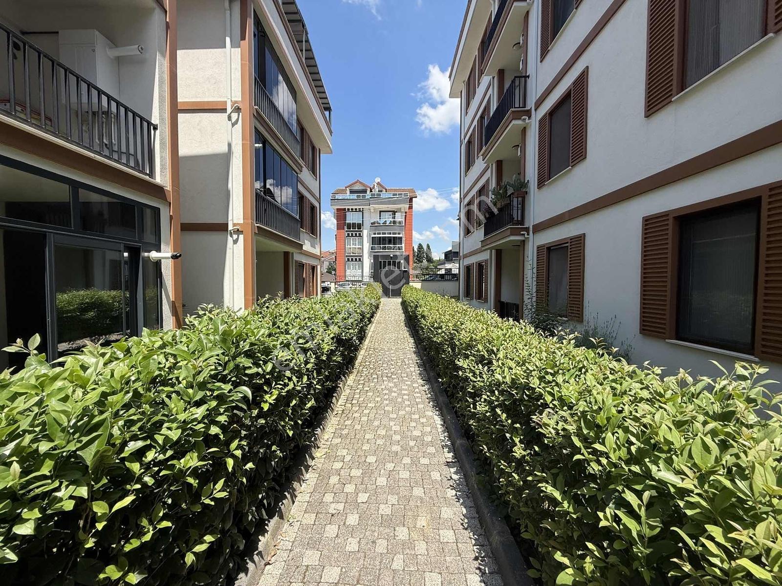 İzmit Bağçeşme Konakları Satılık 2+1 Geniş Havuzlu Daire — fotoğraf 13
