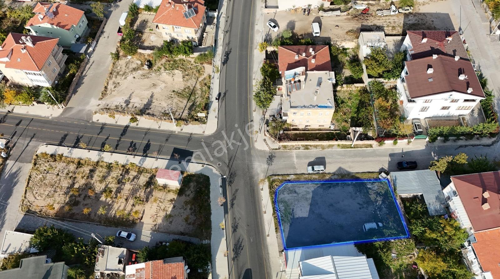 Şanlıbaba Emlak'tan M.akif Ersoy Mah Ticari+konut İmarlı Arsa — fotoğraf 12