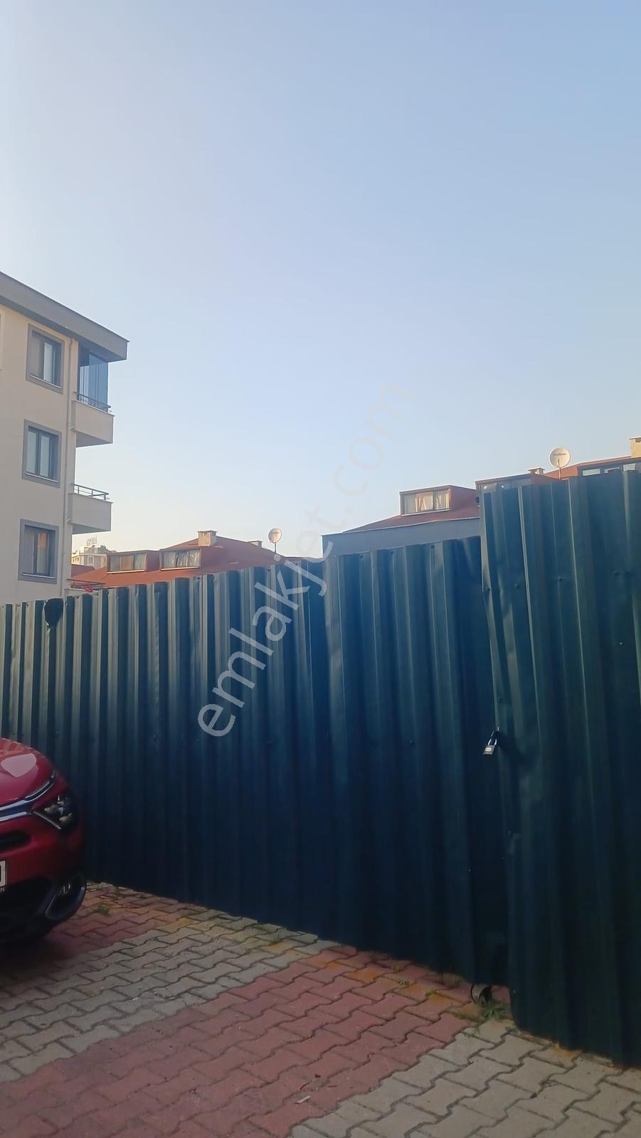 Ümraniye Site Mah Kayacan Sok Ta Mah 340,13m Satılık Arsa — fotoğraf 3