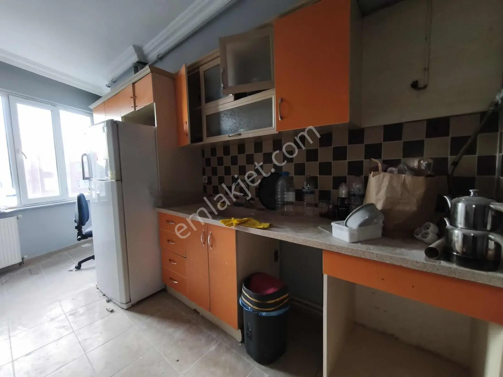 Üniversite Caddesi Üzeri Mükemmel Konumda 3+1 Satılık Daire — fotoğraf 11