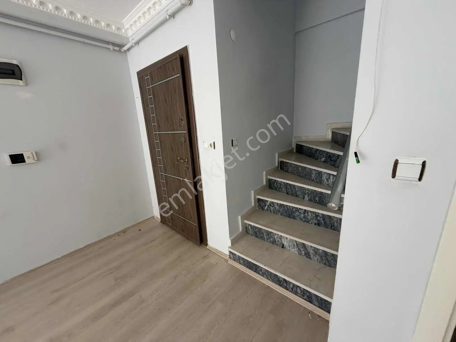 Asayra Emlaktan Mekezde 1+1 Satılık Çatı Dubleks — fotoğraf 22