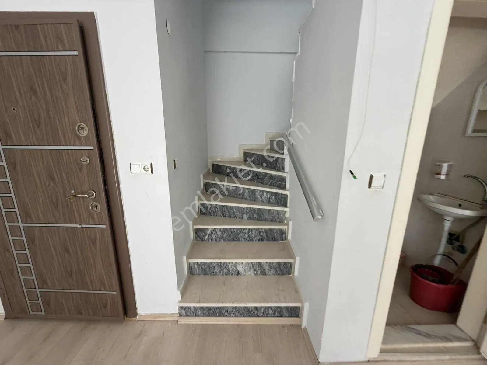 Asayra Emlaktan Mekezde 1+1 Satılık Çatı Dubleks — fotoğraf 24