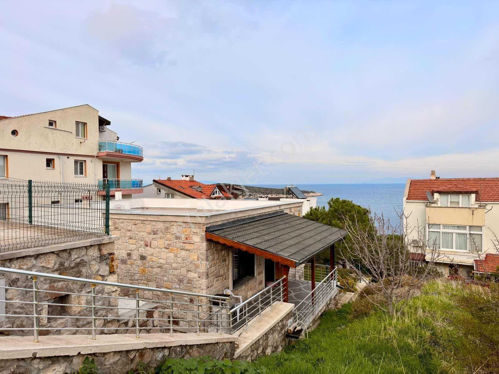 Deniz Manzaralı Sahile Yürüme Mesafesinde Satılık Daire