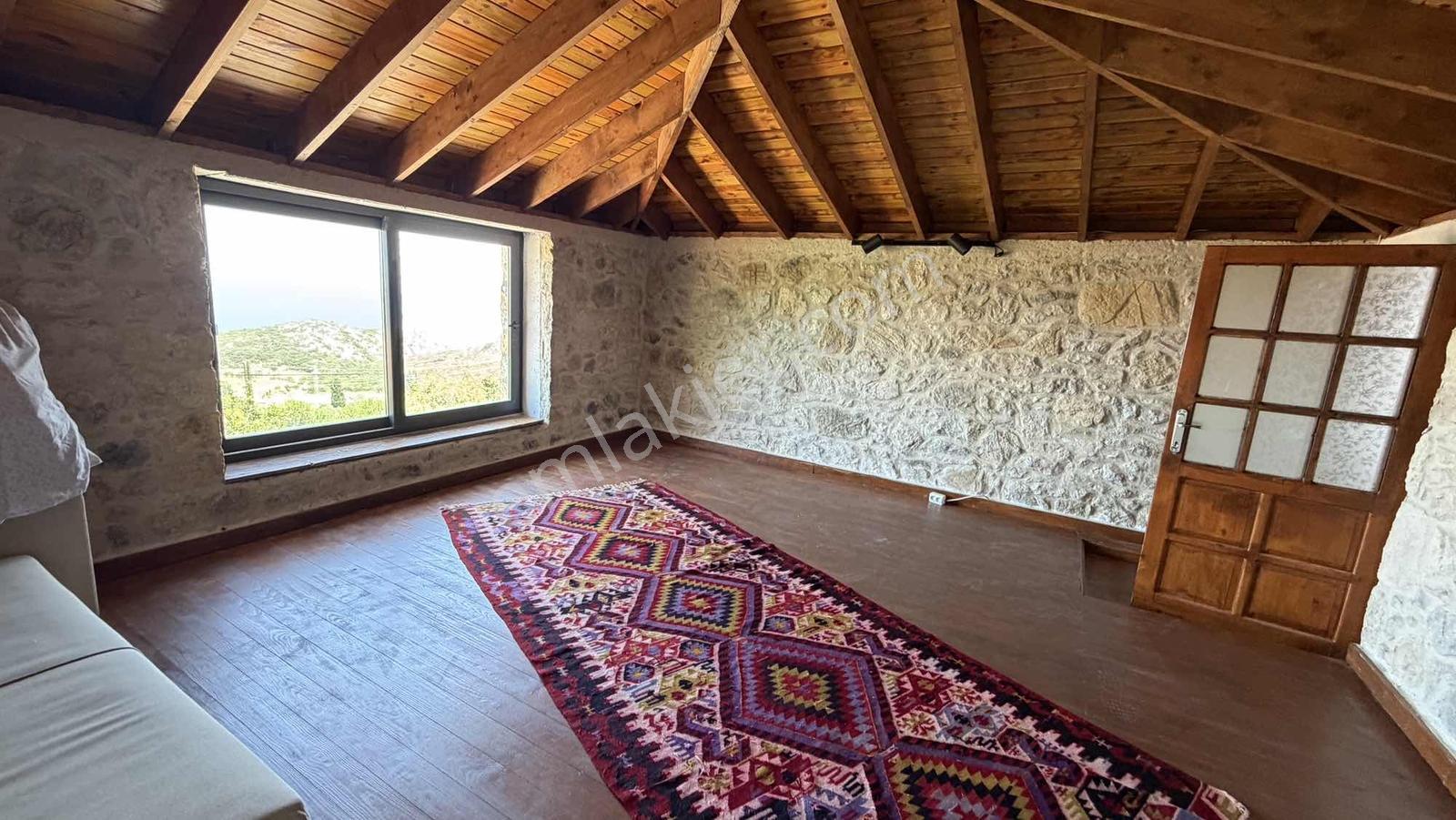 Deniz Manzaralı Satılık Taş Ev — fotoğraf 23