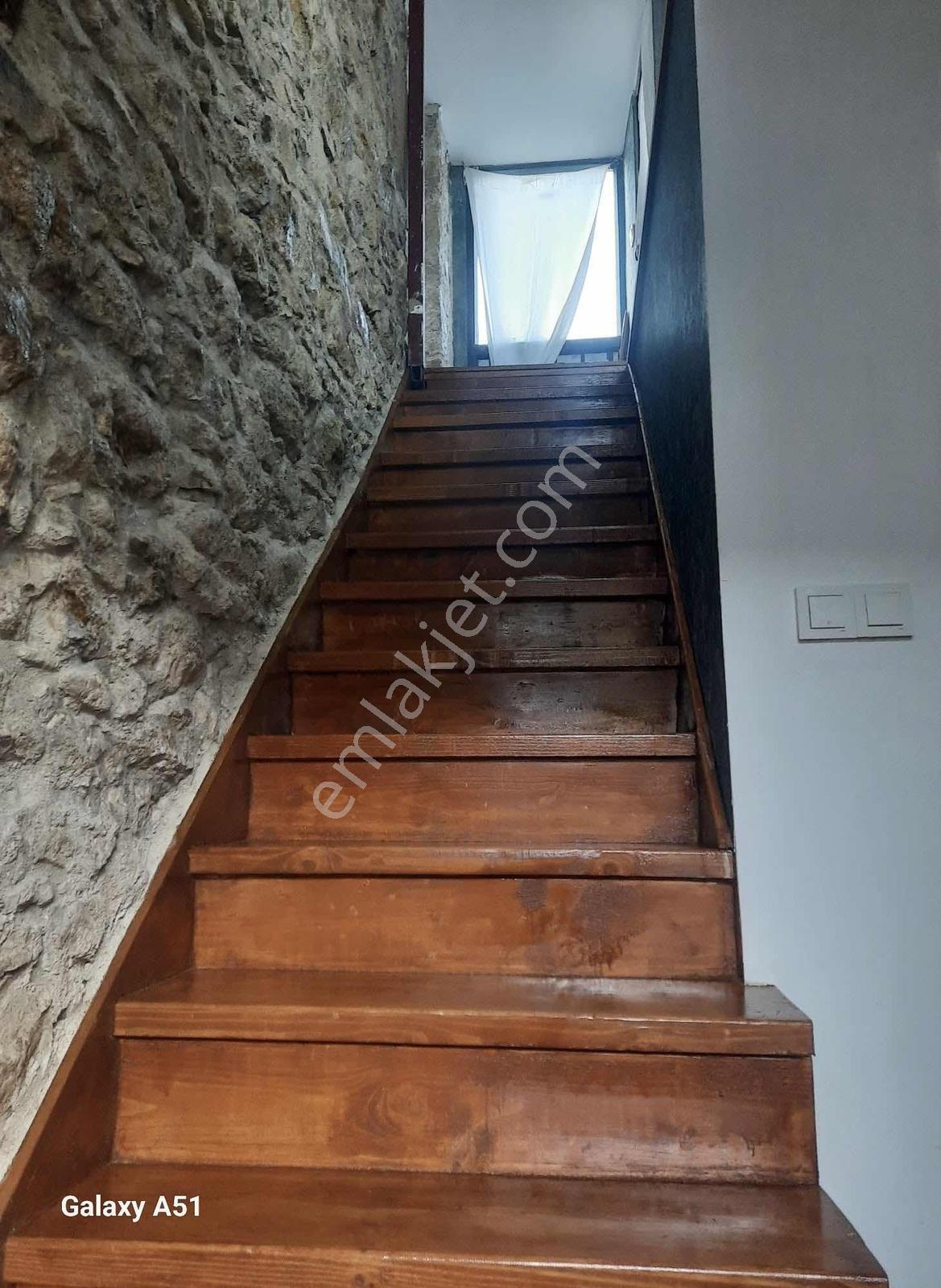 Deniz Manzaralı Satılık Taş Ev — fotoğraf 32
