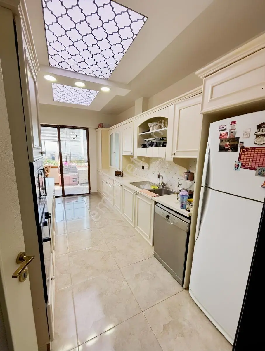 Aksoy'dan Emlaklarda Site İçi Villa Takasına Uygun 4+1daire — fotoğraf 2