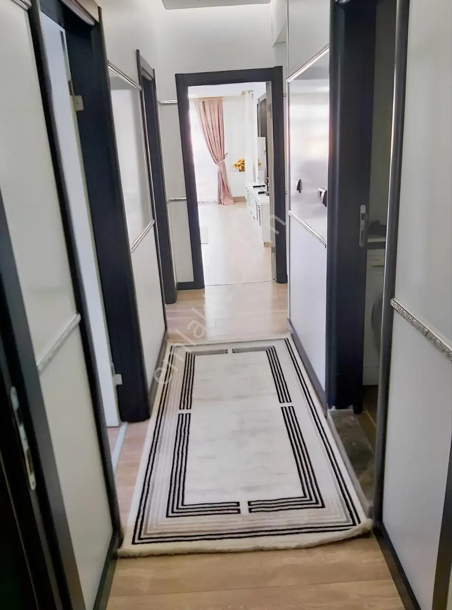Aksoy'dan Emlaklarda Site İçi Villa Takasına Uygun 4+1daire — fotoğraf 3