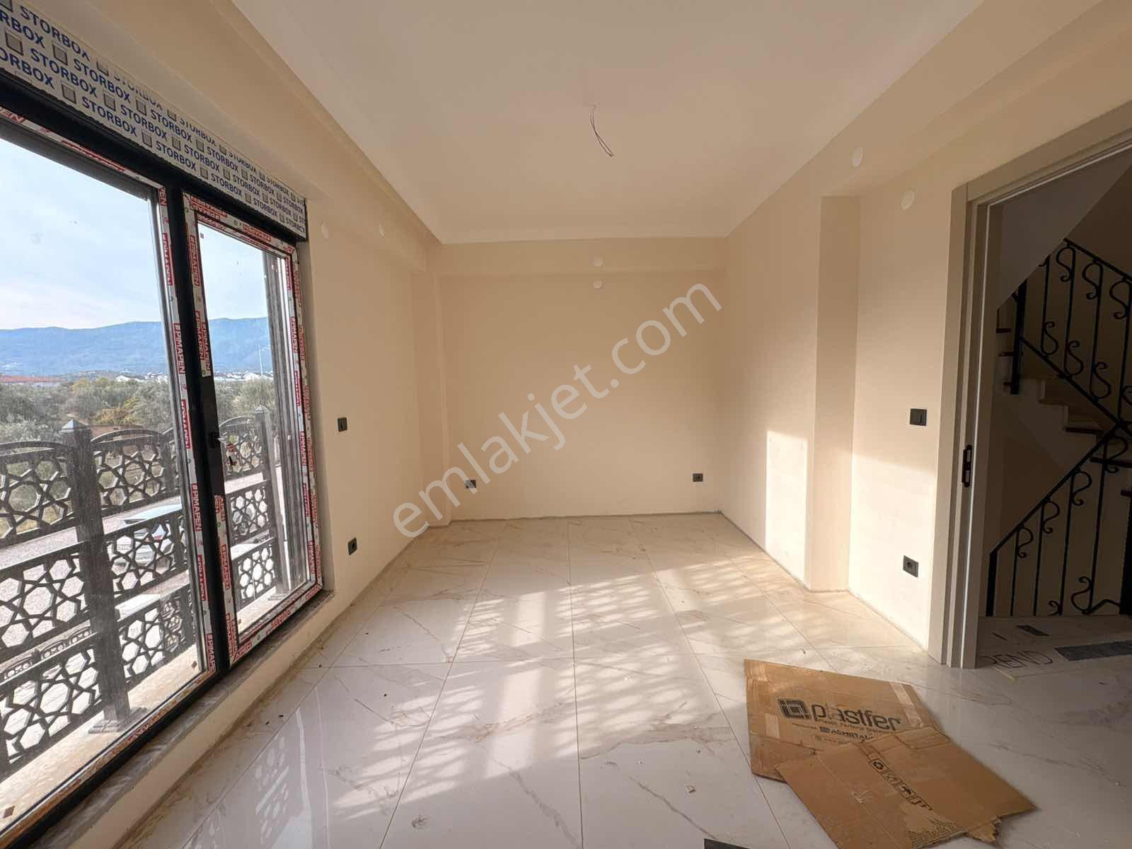 Avcı'dan Havuzlu 3+1 Geniş Bahçeli Sıfır Villa — fotoğraf 22