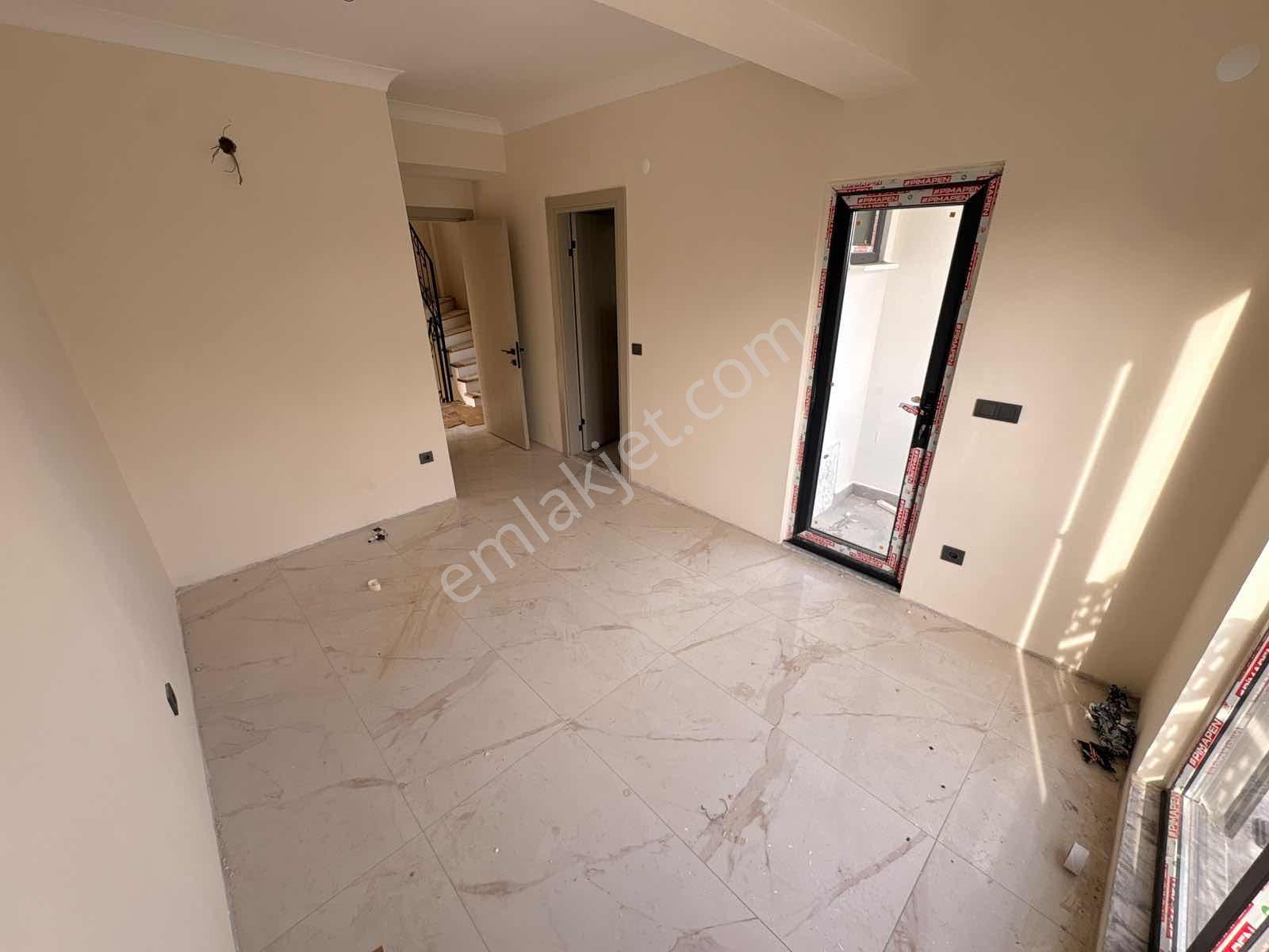 Avcı'dan Havuzlu 3+1 Geniş Bahçeli Sıfır Villa — fotoğraf 29