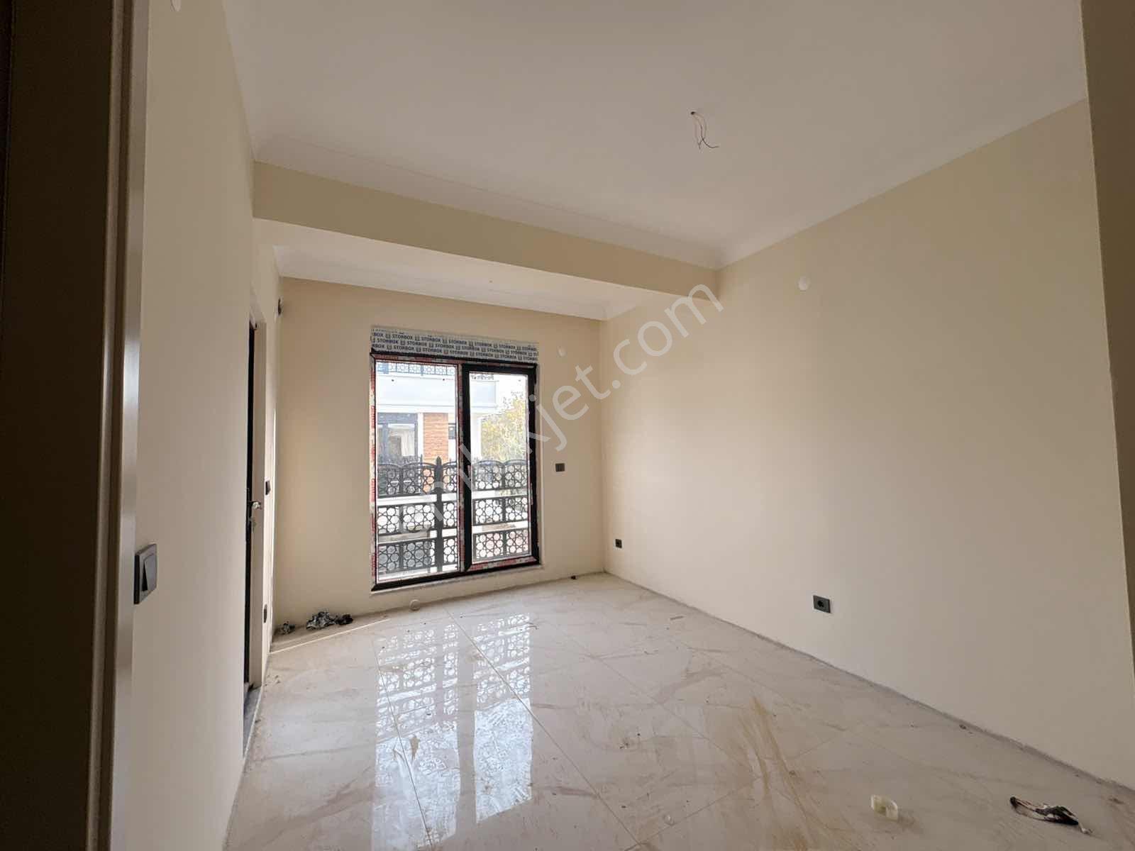 Avcı'dan Havuzlu 3+1 Geniş Bahçeli Sıfır Villa — fotoğraf 35