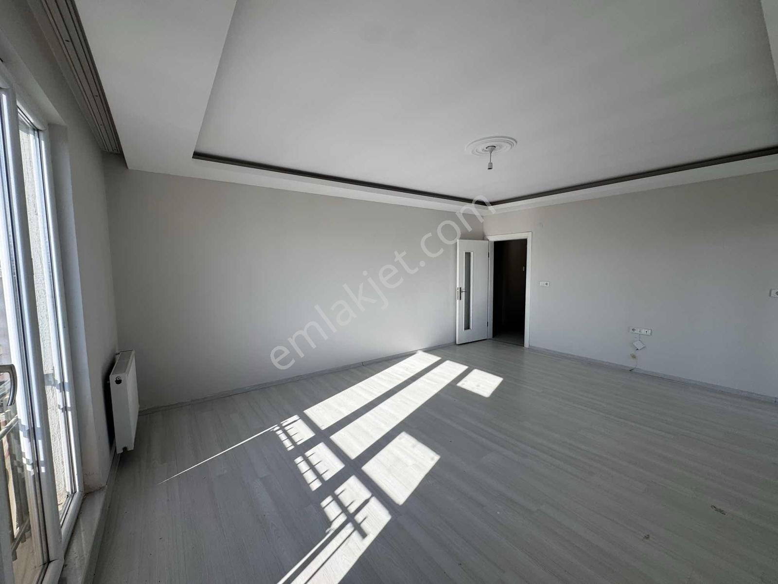 Atlastan | Fatih Mahallesinde Satılık Site İçi 3+1 Daire — fotoğraf 2