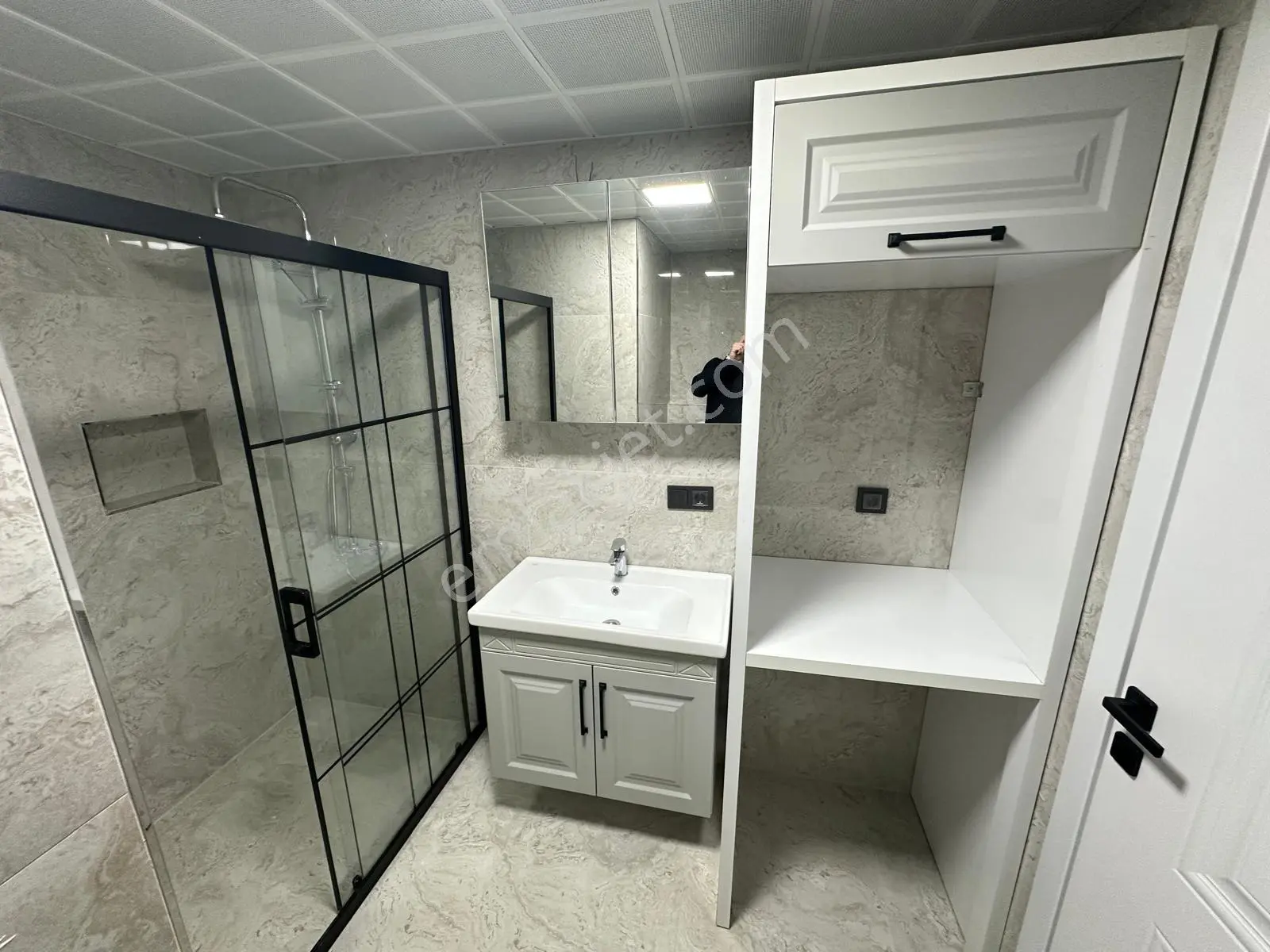Zeki Emlaktan Muradiye'de Satılık Lüks 3+1 Otoparklı Sıfır Daire — fotoğraf 20