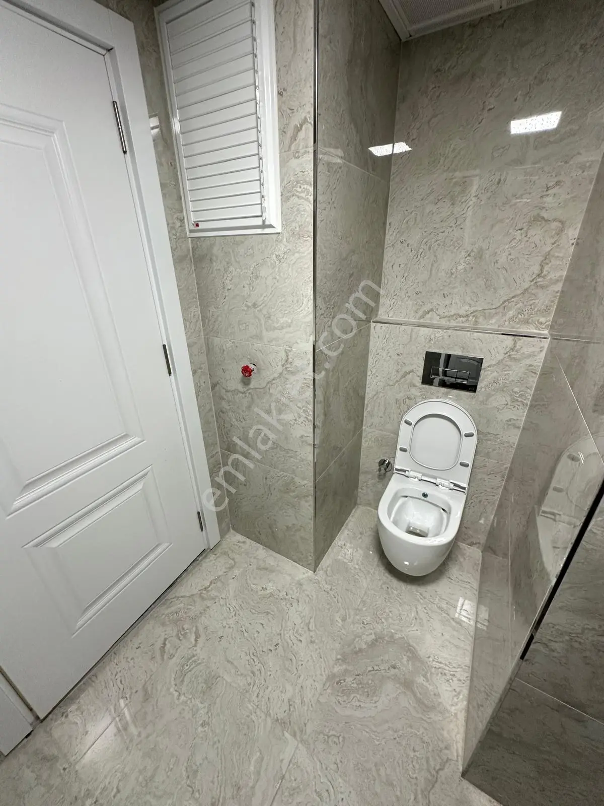 Zeki Emlaktan Muradiye'de Satılık Lüks 3+1 Otoparklı Sıfır Daire — fotoğraf 23