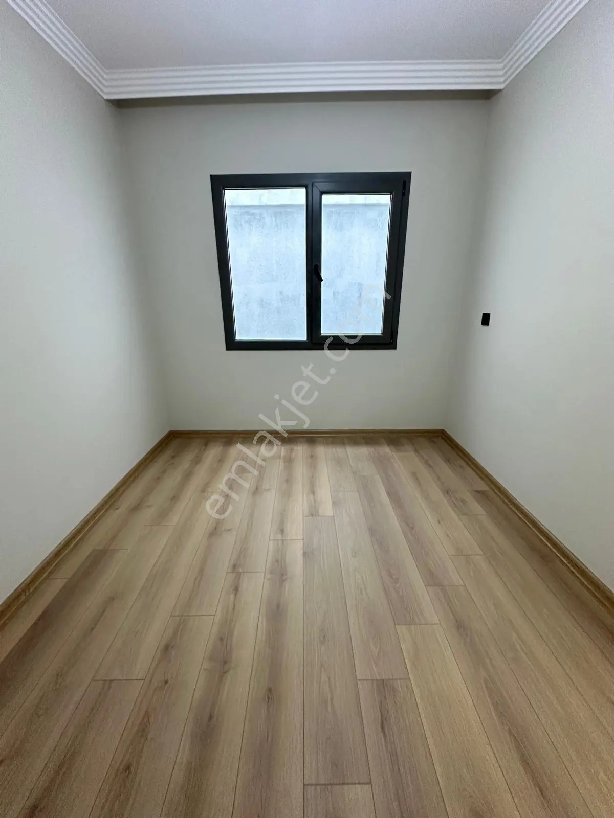 Zeki Emlaktan Muradiye'de Satılık Lüks 3+1 Otoparklı Sıfır Daire — fotoğraf 32