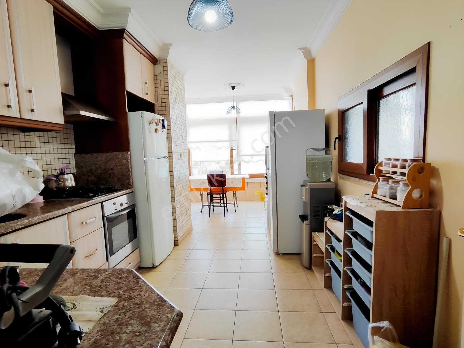 Mezitli 75. Yıl Mahallesinde Havuzlu Sitede Satılık 3+1 Daire — fotoğraf 10