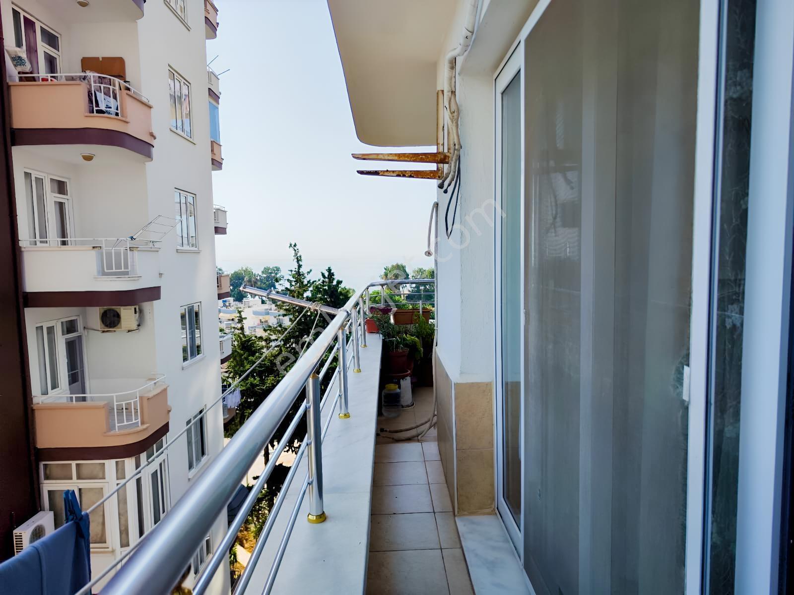 Mezitli 75. Yıl Mahallesinde Havuzlu Sitede Satılık 3+1 Daire — fotoğraf 21