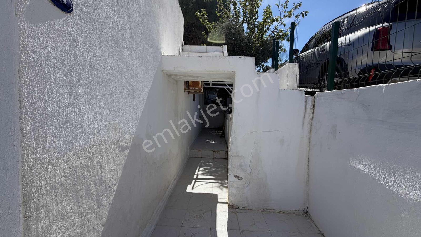 Satılık Deniz Manzaralı Müstakil Bahçeli Mülk — fotoğraf 27
