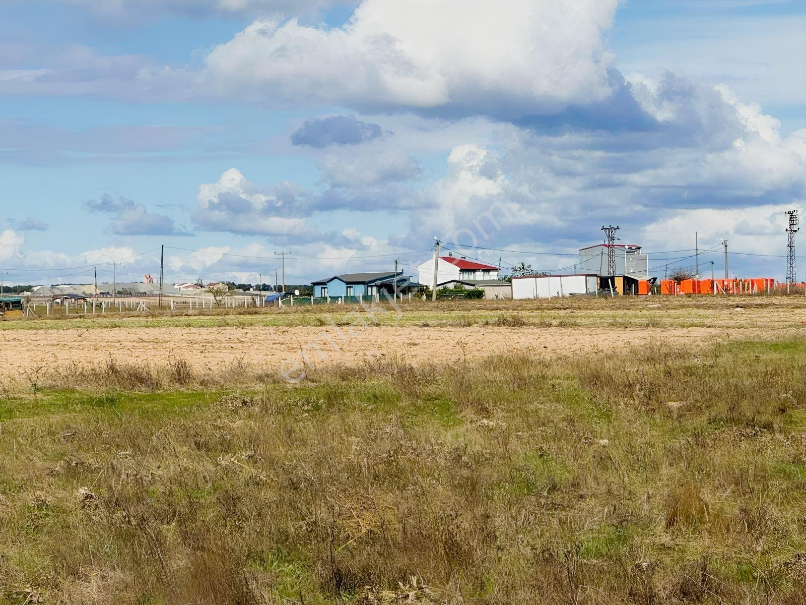 Tekirdağ Saray Büyükyoncalı Da Satılık 277 M² Arsa
