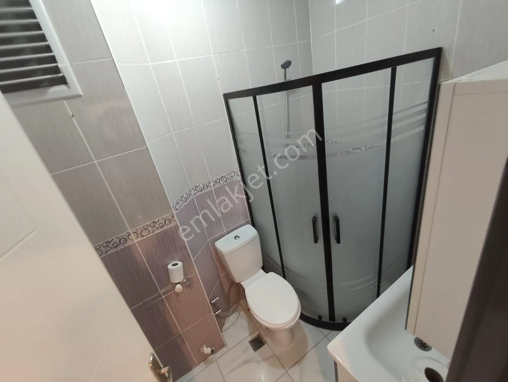 Yılmaz Gayrımenkulden 130 Metre Kare 3+1 Yapılı Masrafsız Koşe Başı — fotoğraf 19