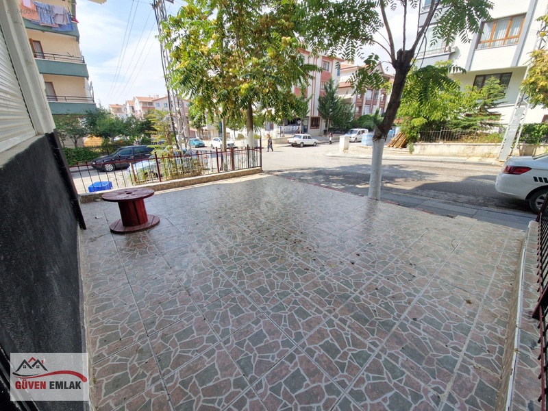Ada Güven Emlak'tan Cadde Üzerinde Masrafsız Dükkan — fotoğraf 7