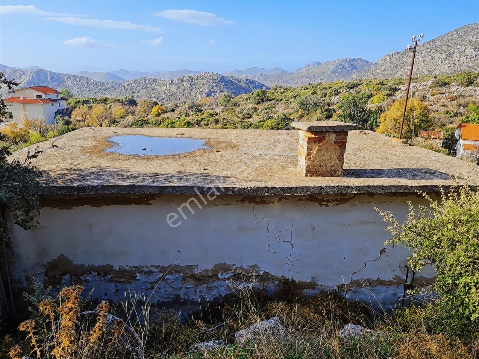 Select'ten Marmaris Söğüt'te İçinde Ev Olan 904 M² Tarla — fotoğraf 10