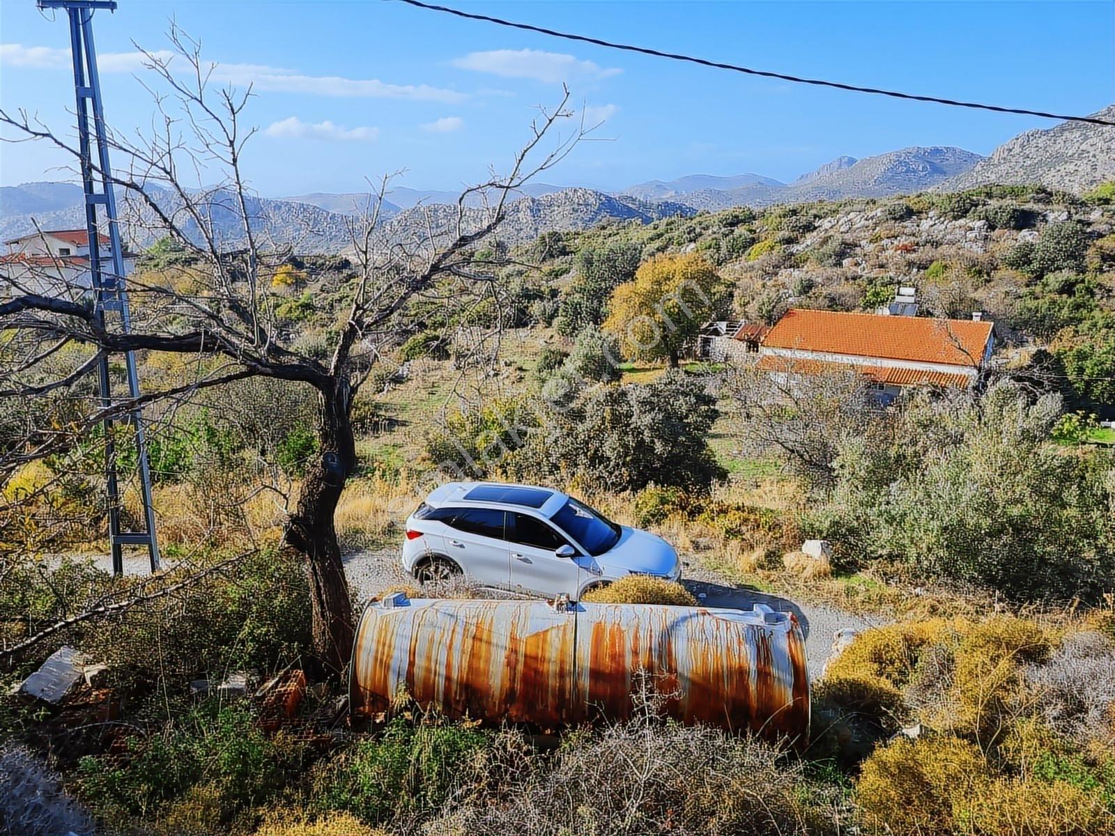 Select'ten Marmaris Söğüt'te İçinde Ev Olan 904 M² Tarla — fotoğraf 16