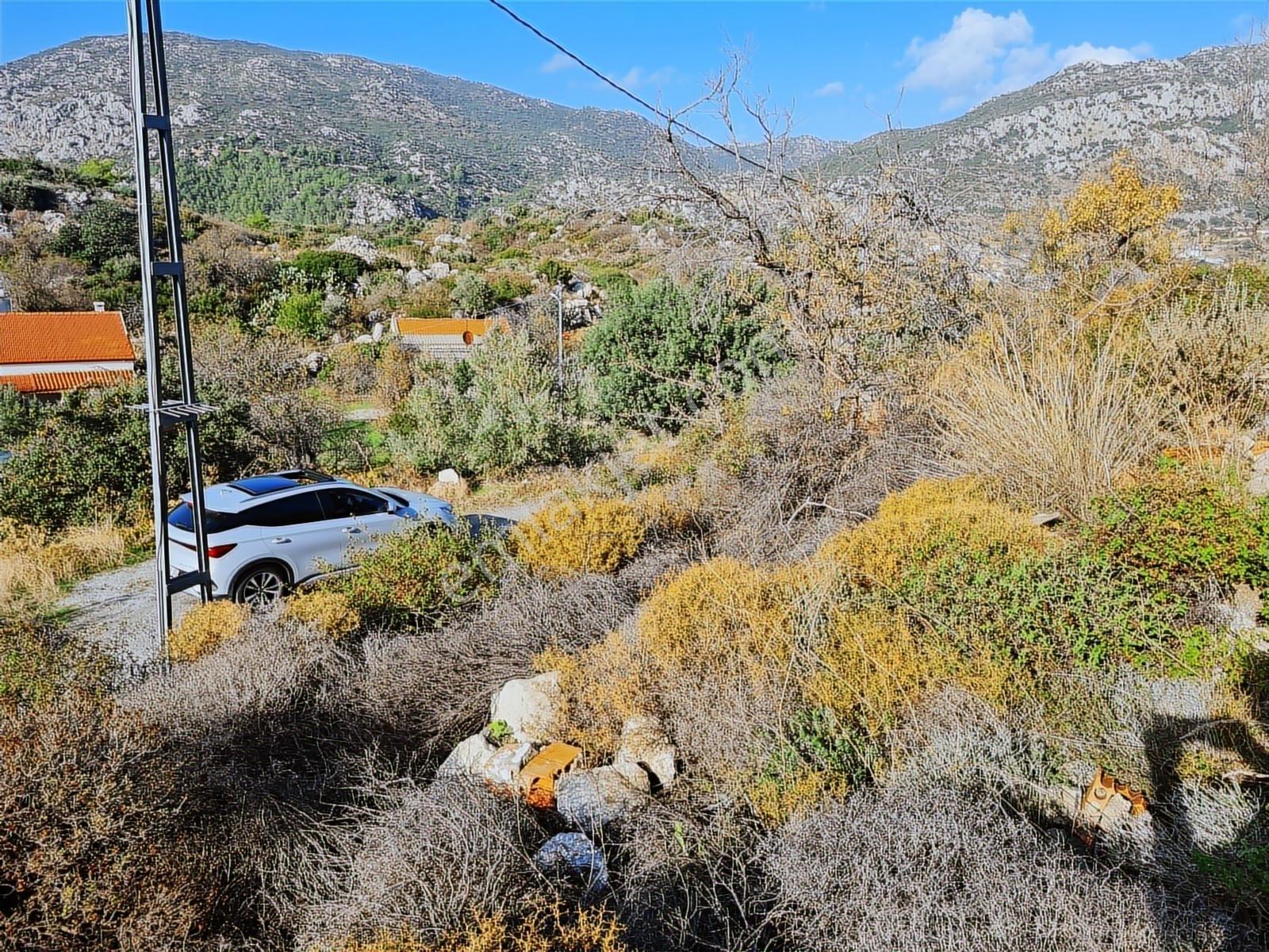 Select'ten Marmaris Söğüt'te İçinde Ev Olan 904 M² Tarla — fotoğraf 17