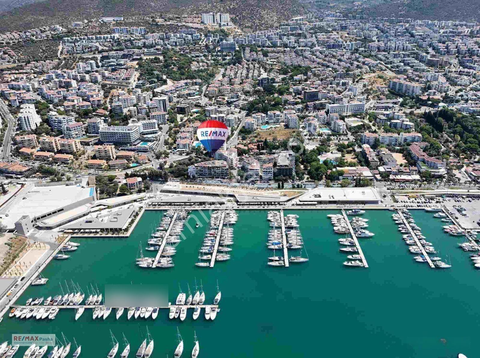 Kuşadası Marina’da Muhteşem Deniz Manzaralı, Geniş Ve Ferah 4+1 Daire — fotoğraf 2