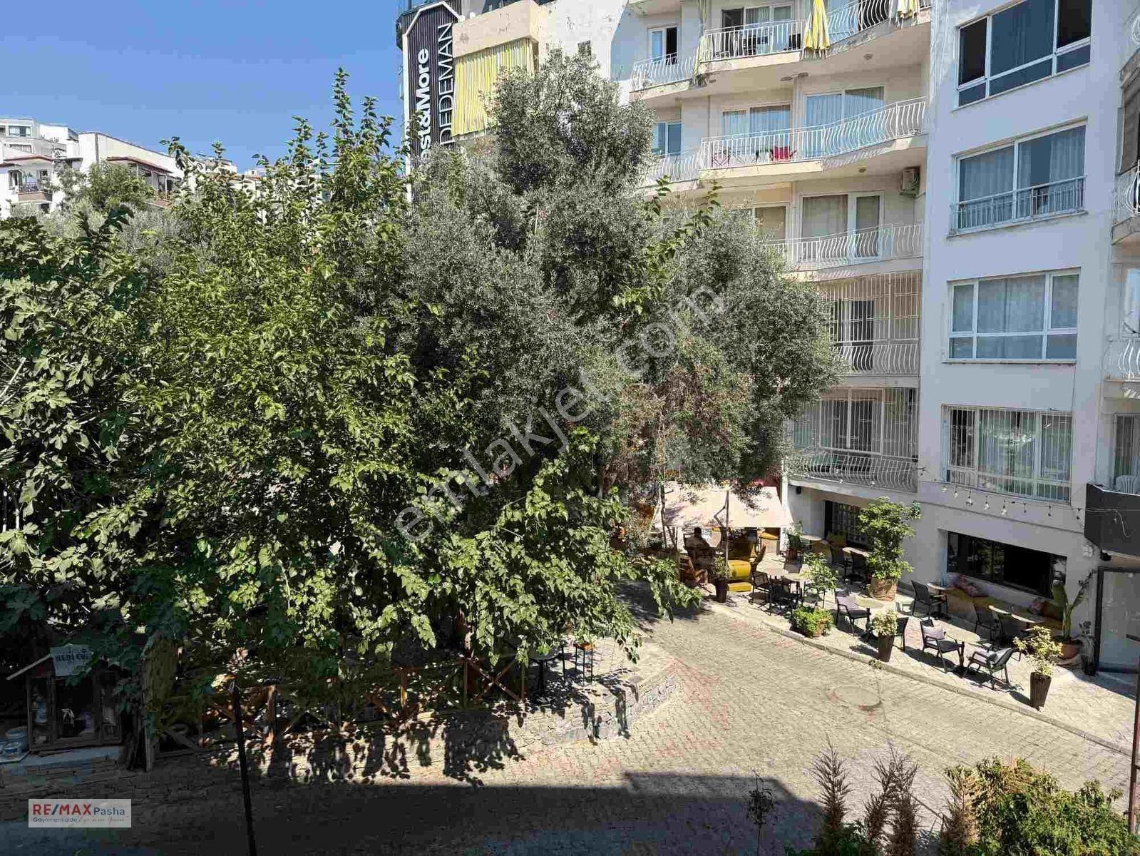 Kuşadası Marina’da Muhteşem Deniz Manzaralı, Geniş Ve Ferah 4+1 Daire — fotoğraf 18