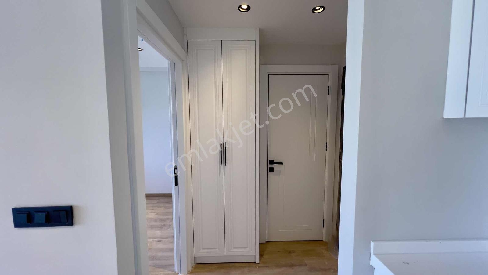 Aksu Altıntaşta Satılık 1+1 Daire — fotoğraf 5