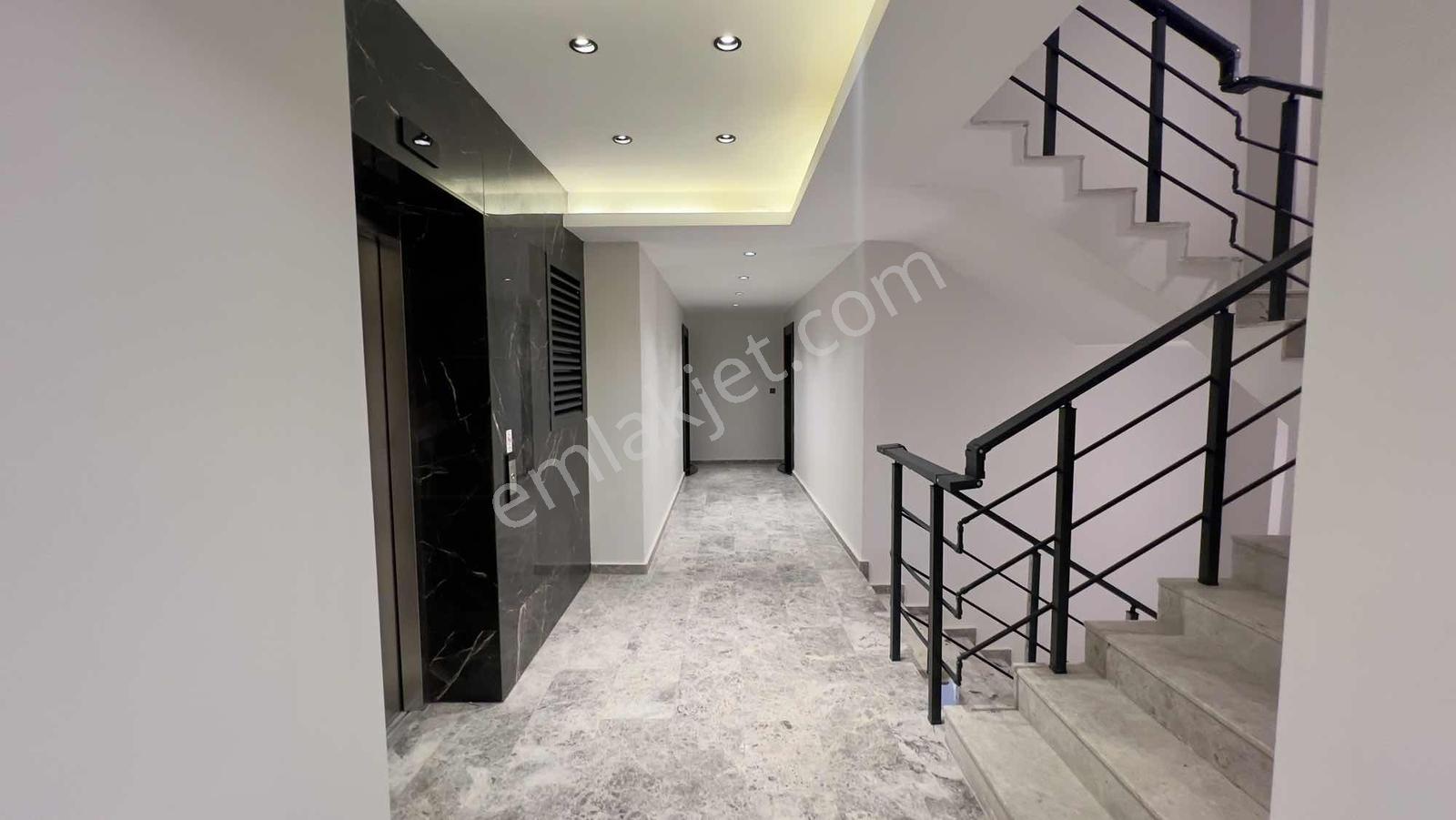 Aksu Altıntaşta Satılık 1+1 Daire — fotoğraf 16