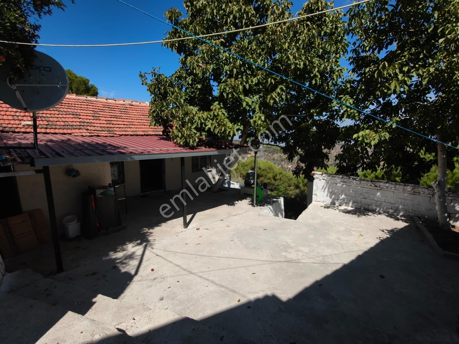 Remax Pin'den Koçarlı Birci'de Satılık Müstakil Ev Ve Arsası — fotoğraf 14