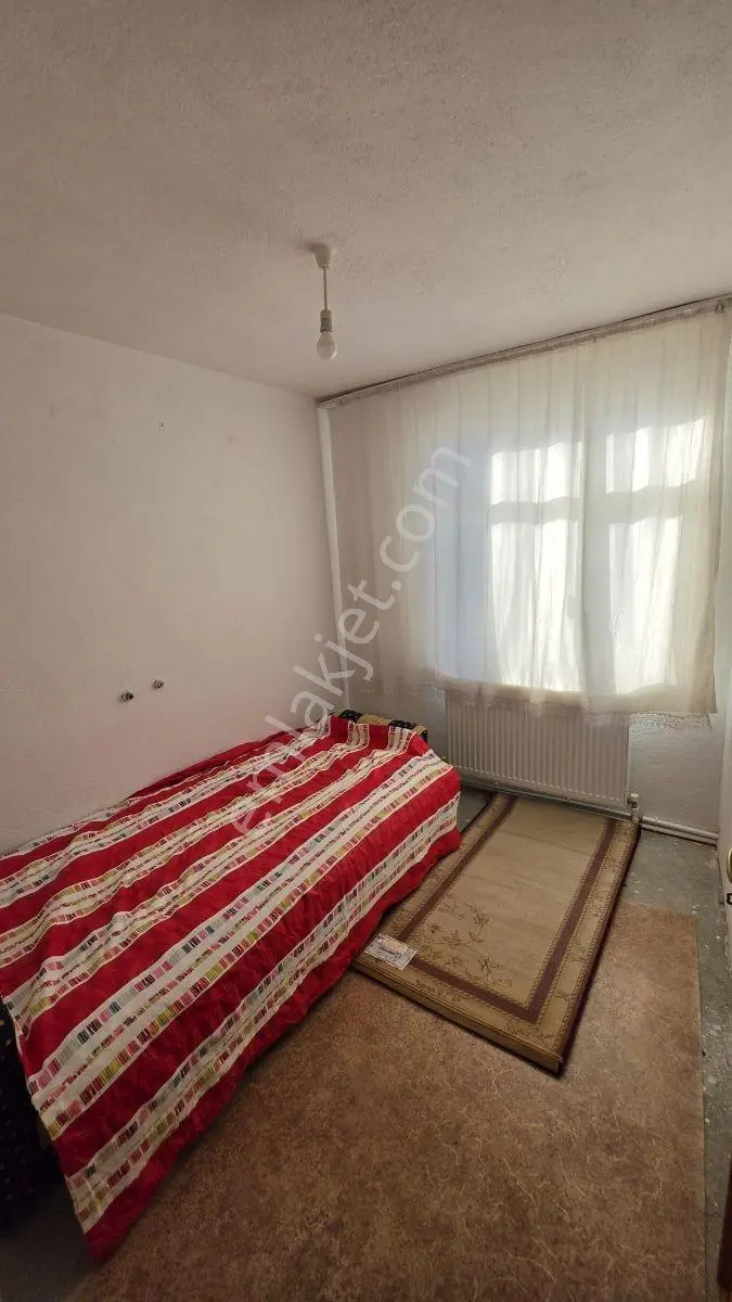Bilecik Yenıpazarda Merkezı Konumda Satılık 3 Katlı Bına — fotoğraf 9