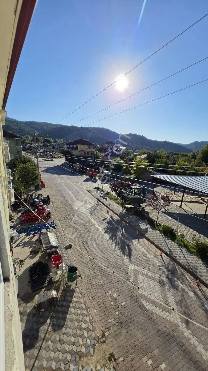 Bilecik Yenıpazarda Merkezı Konumda Satılık 3 Katlı Bına — fotoğraf 15