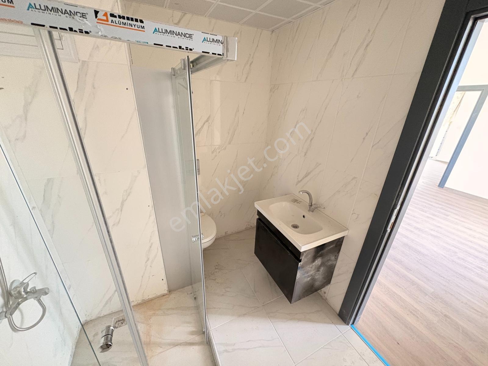 Esenboğa'da 1+1, Sıfır, 11. Katta, Manzaralı Daire! — fotoğraf 5