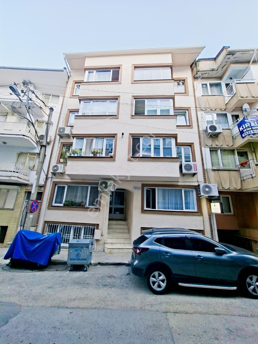 Selimiyede Fırsat 2+1 Arakat 90 M2 Sıfır Tadilat Full Eşyalı