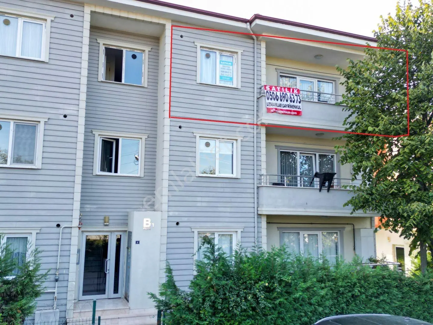 Uzmanlar'Dan Sapanca Havuzlu Site İçinde Satılık 2+1 Daire