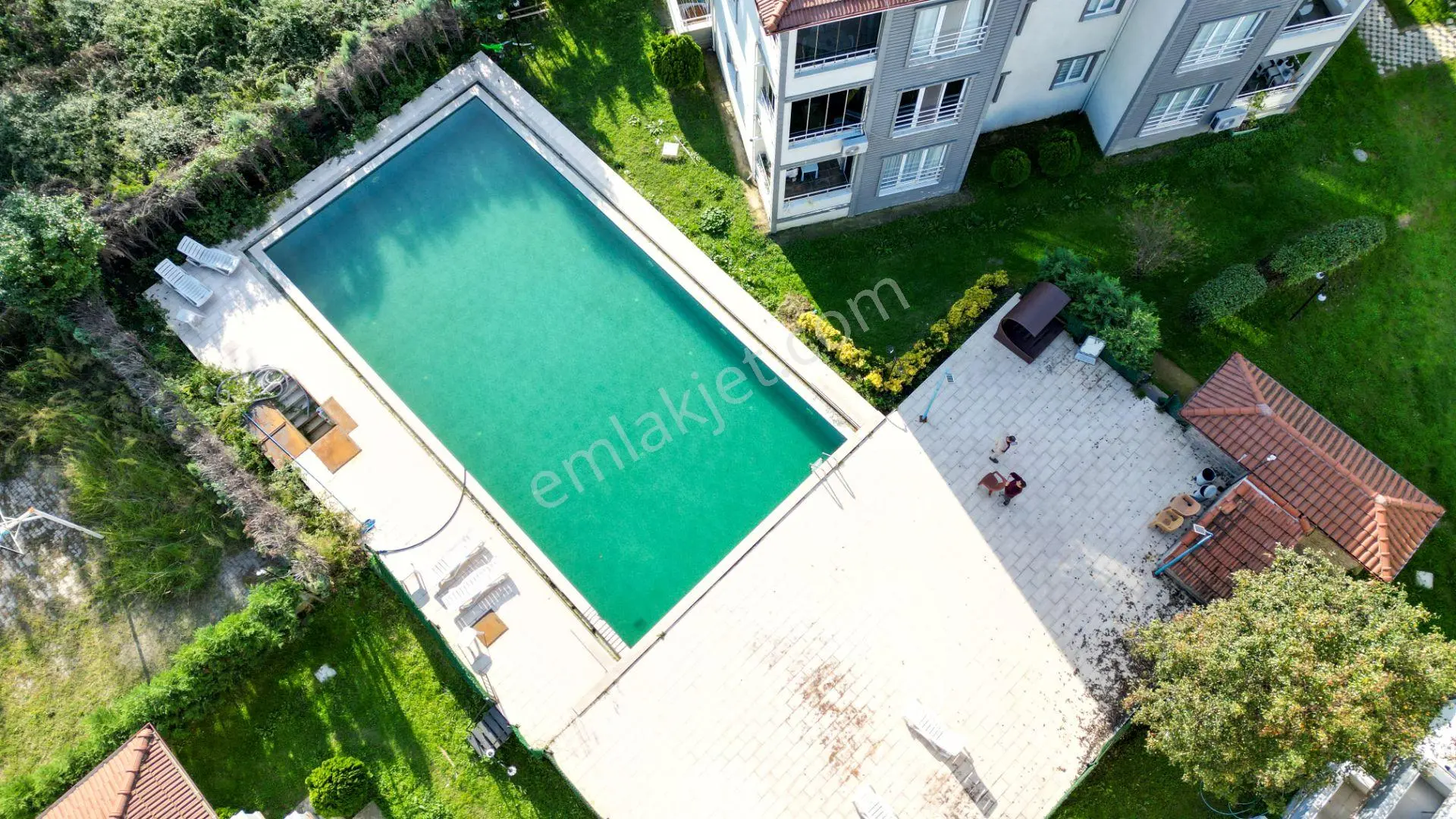 Uzmanlar'dan Sapanca Havuzlu Site İçinde Satılık 2+1 Daire — fotoğraf 2